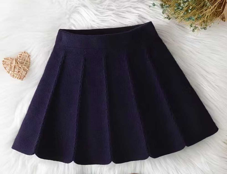 Fustă plisată pentru fete