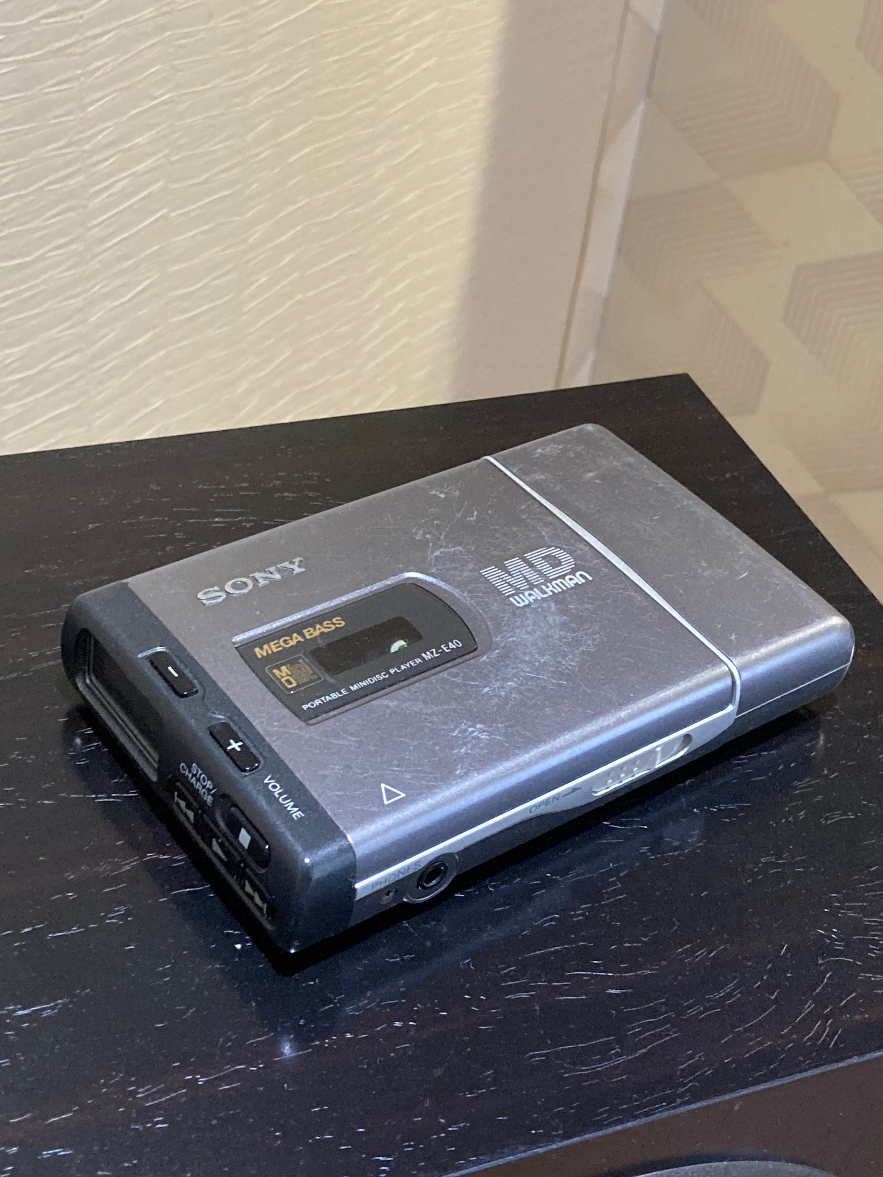 SONY MZ-E40 minidisc  WALKMAN MD Vintage