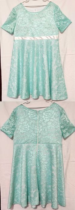 Платье нарядное на девочку