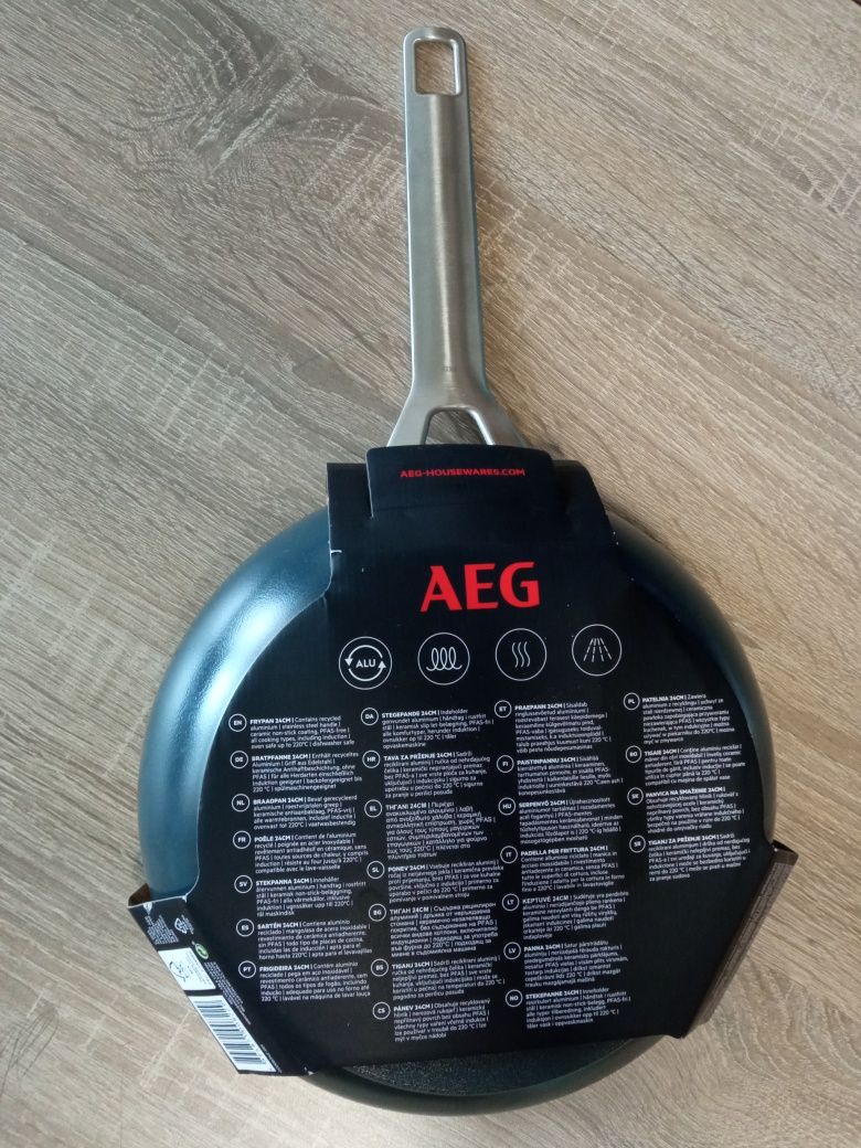 Тиган 24 см  AEG