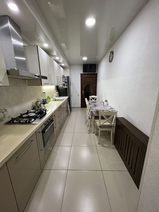 3 комнатная квартира со всеми удобствами!