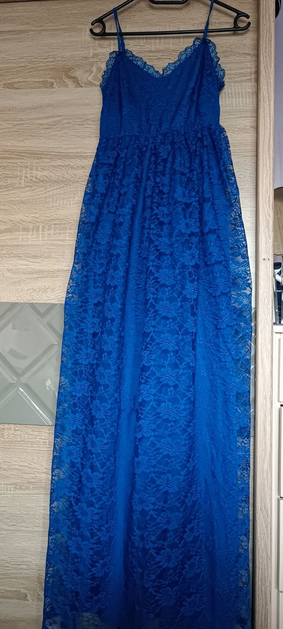Дълга дантелена рокля турско синьо размер S
