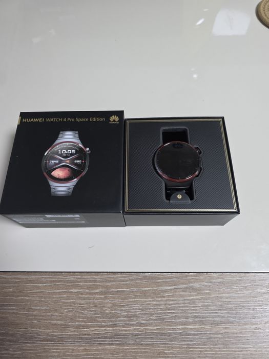 Huawei Watch 4 Pro Space Edition . Cu garantie