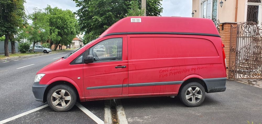 Mercedes Vito lung și înalt L2 H2