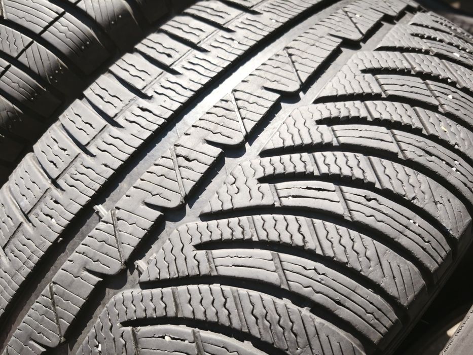 275/40/19" 245/45/19" 4бр Michelin pilot alpin 4,dot18г, 6мм