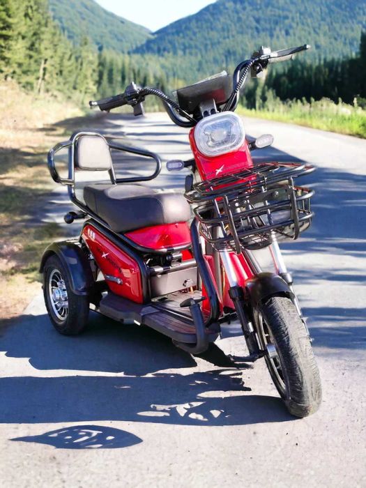 Двуместна електрическа триколка MaxMotors Pudding 1800W-48V-20Ah-RED