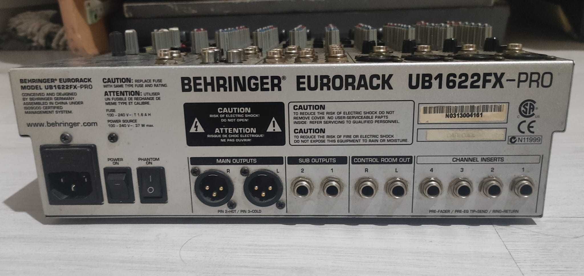 Behringer Eurorack UB1622FX-PRO Смесителен Миксер Пулт