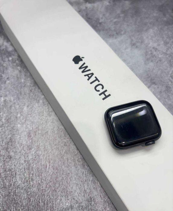 Apple Watch Series SE 40mm.Жезказган Сейфуллина 53 ДОСЖАН(764309)