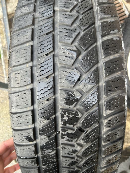 Vând set jante+anvelope 18 Hyundai Santa Fe