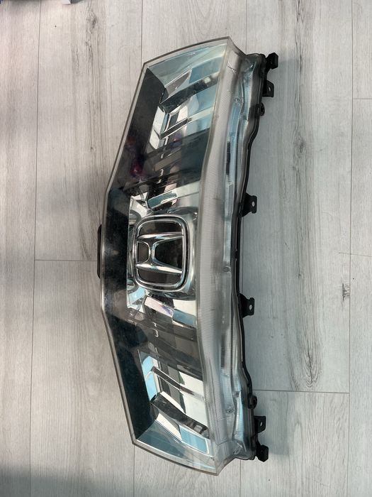 Хонда Сивик 8 предна решетка