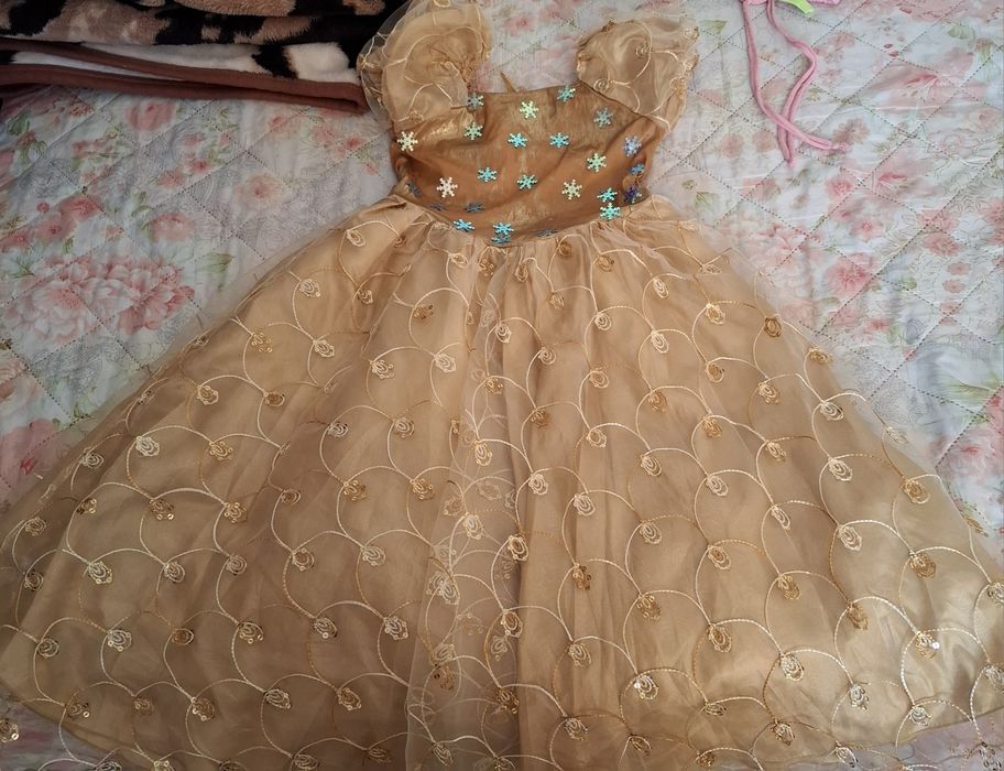 Платье детское снежинки