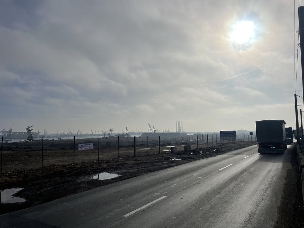 Teren.Parcare,Depozitare,Logistica,Autostrada A4