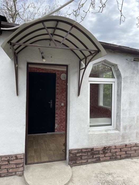 Дом с земельным учаском