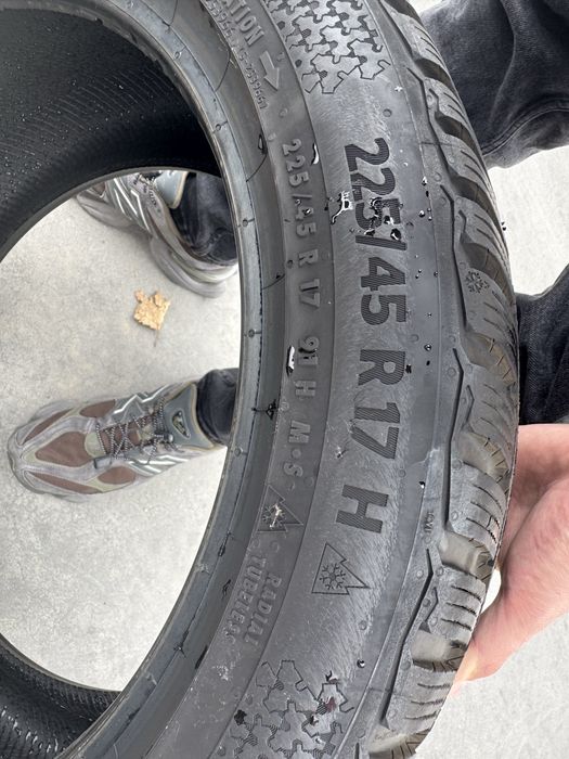 Гуми  CONTINENTAl 225/45 R17