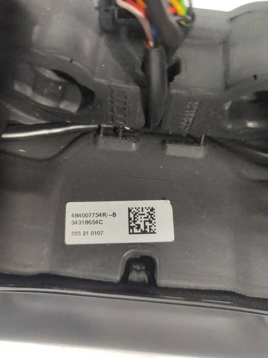 Volan in 4 spite cu comenzi 484007754r Dacia Logan 3  [din 2020 pana  2022]