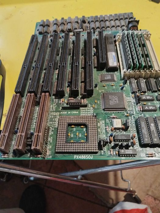 Компютри Правец 16