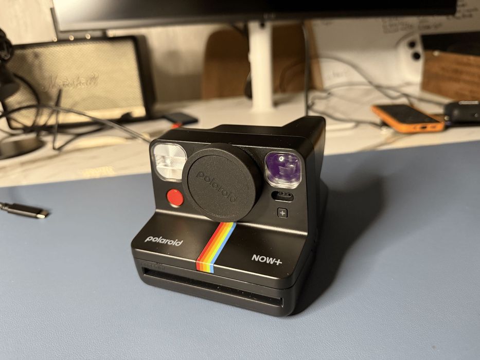 Polaroid Now+ Gen 2 (Negru) + Set de lentile originale