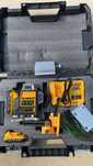 Лазерен нивелир DeWalt 16 линии 4Д