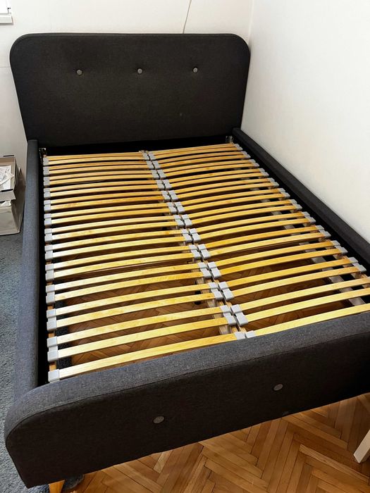 Pat Jysk 200x140 Cadru tapisat somiere curbate saltea arcuri impacheta