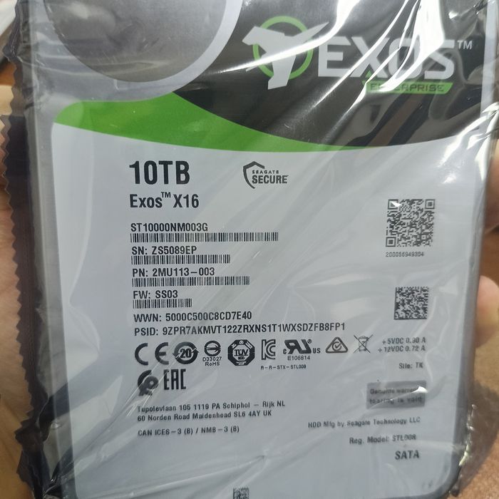 Жесткий диск 10тб,  новый