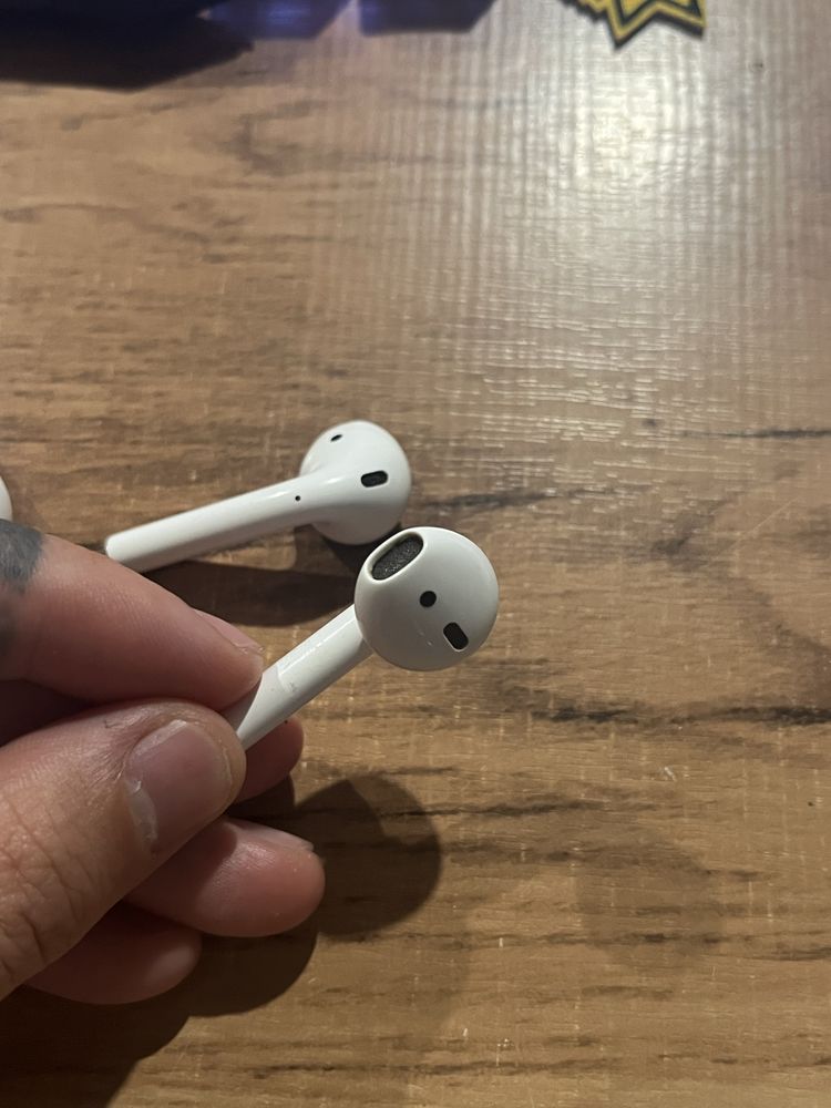 Airpods gen 1 в отличном состоянии, оригинал.
