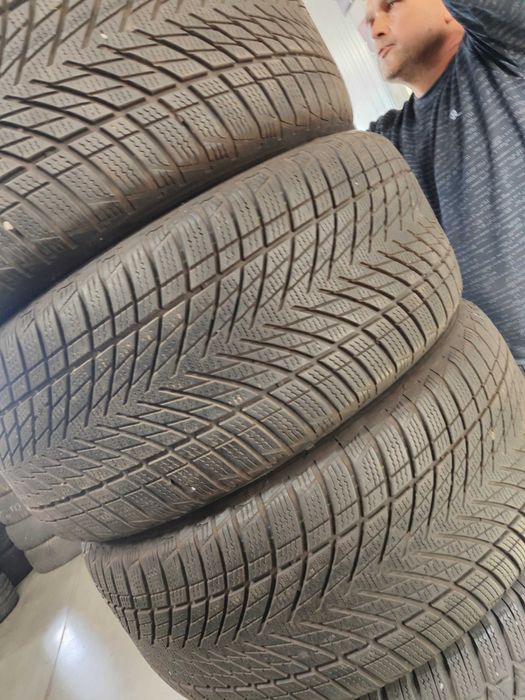 4бр.зимни гуми 245/45/18 Goodyear