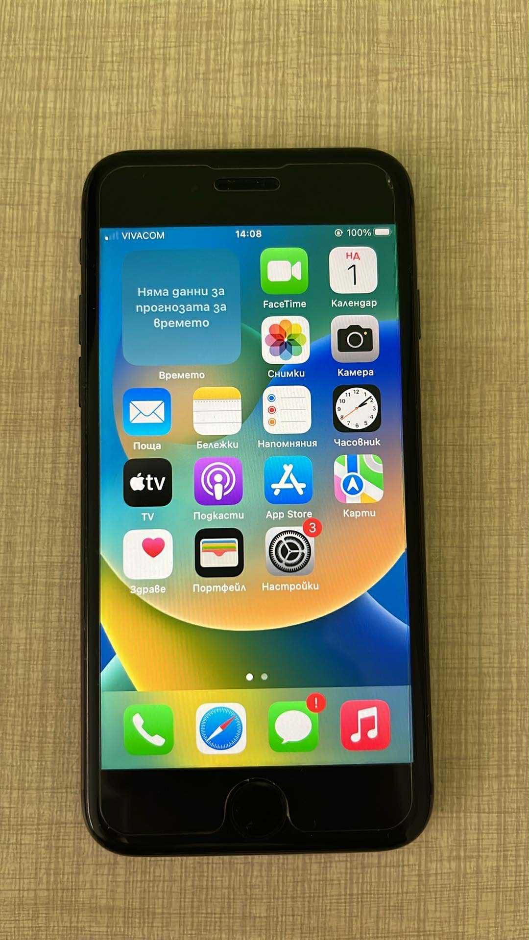 Iphone 8 много запазен