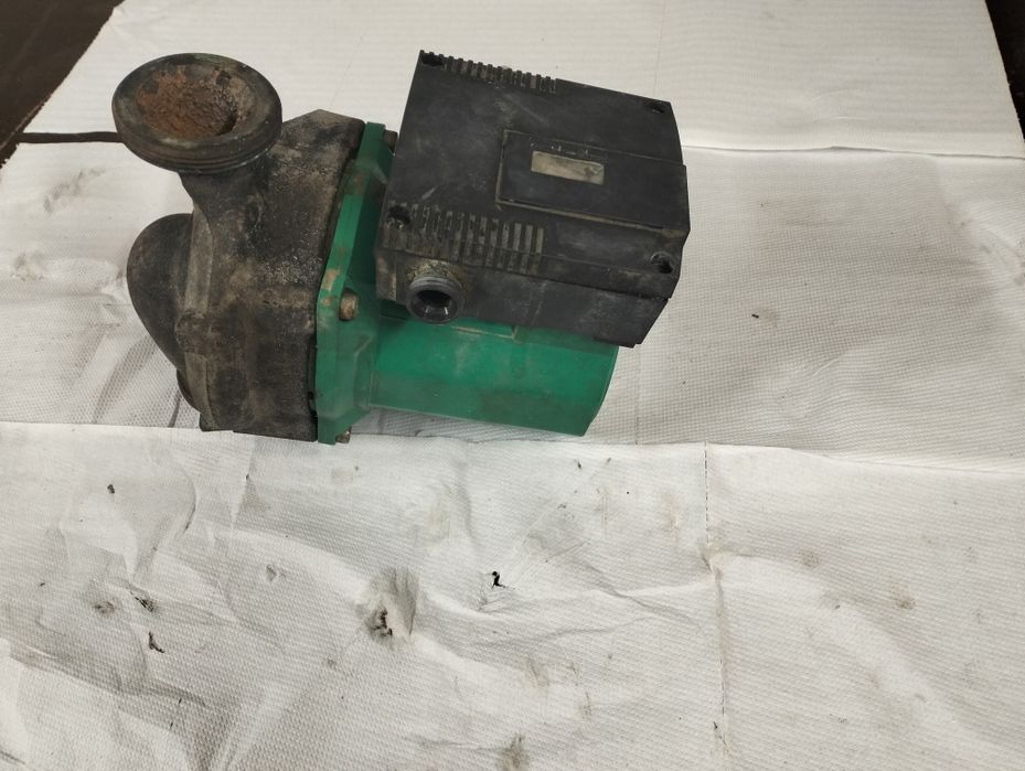 Vând stator Wilo typ top-s 30/10