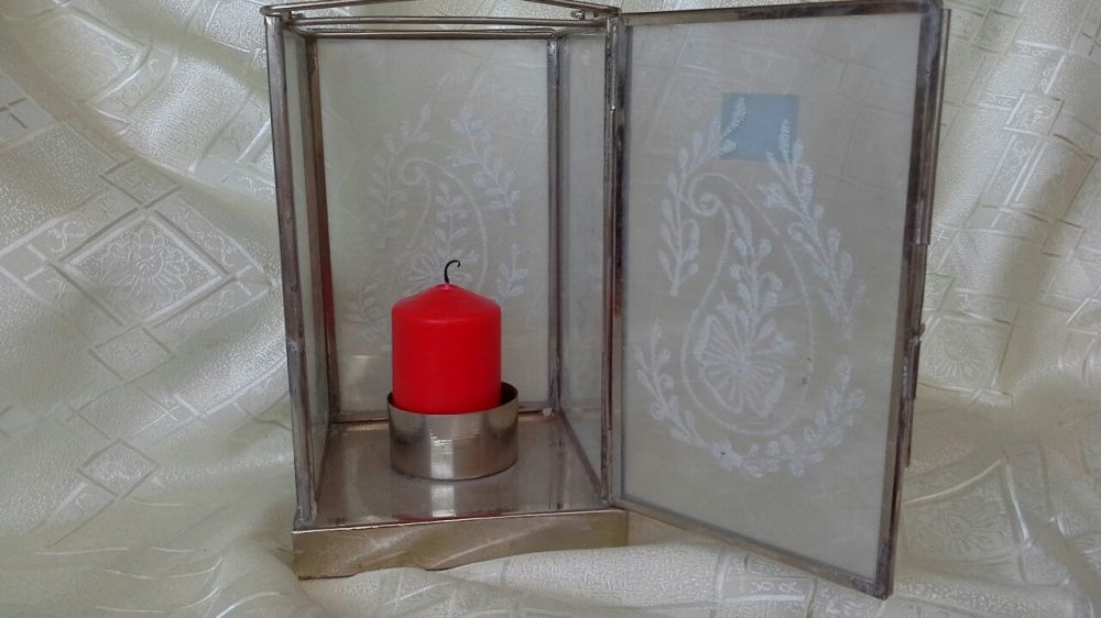 Felinar Parlane, model deosebit cu dantela