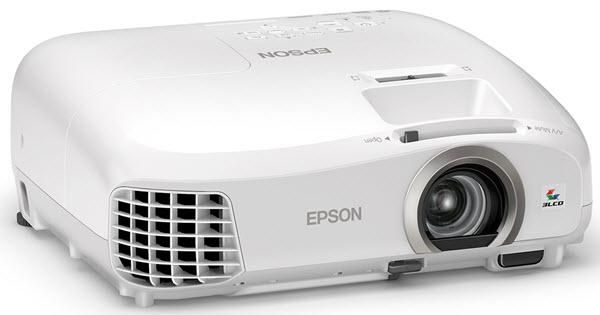 Продам широкоформатный проектор Full HD Epson