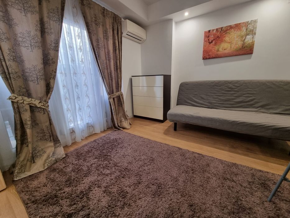 Inchiriez apartament 2 camere utilat in Cosmopolis loc  parcare inclus