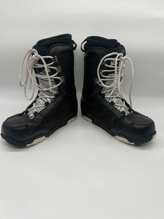 Boots snowboard Nidus marime EUR:42.5 Mondo:27.5 US:10