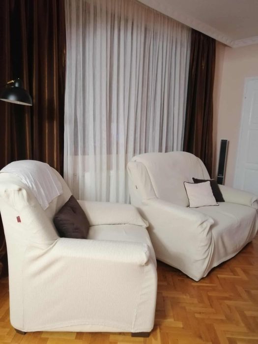 Спалня от масивно дърво + бонус холова гарнитура