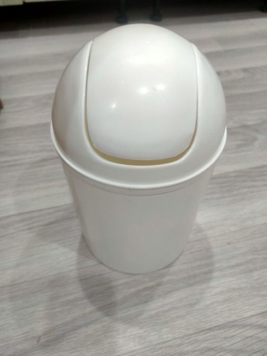 Продам ведро мусорное