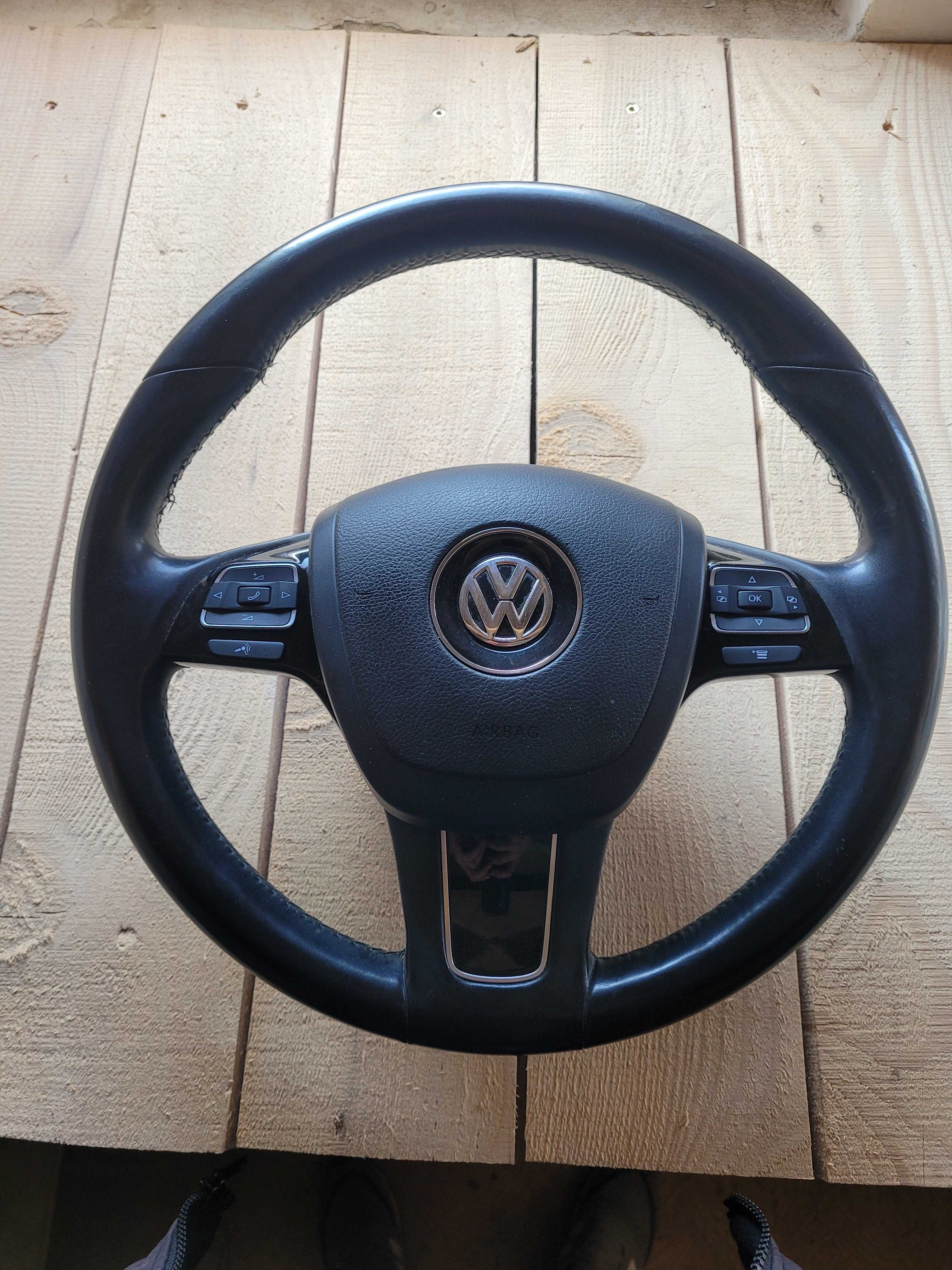 Volan Complet cu Airbag VW Touareg 7P 2010+