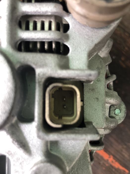 Alternator nou in garanție