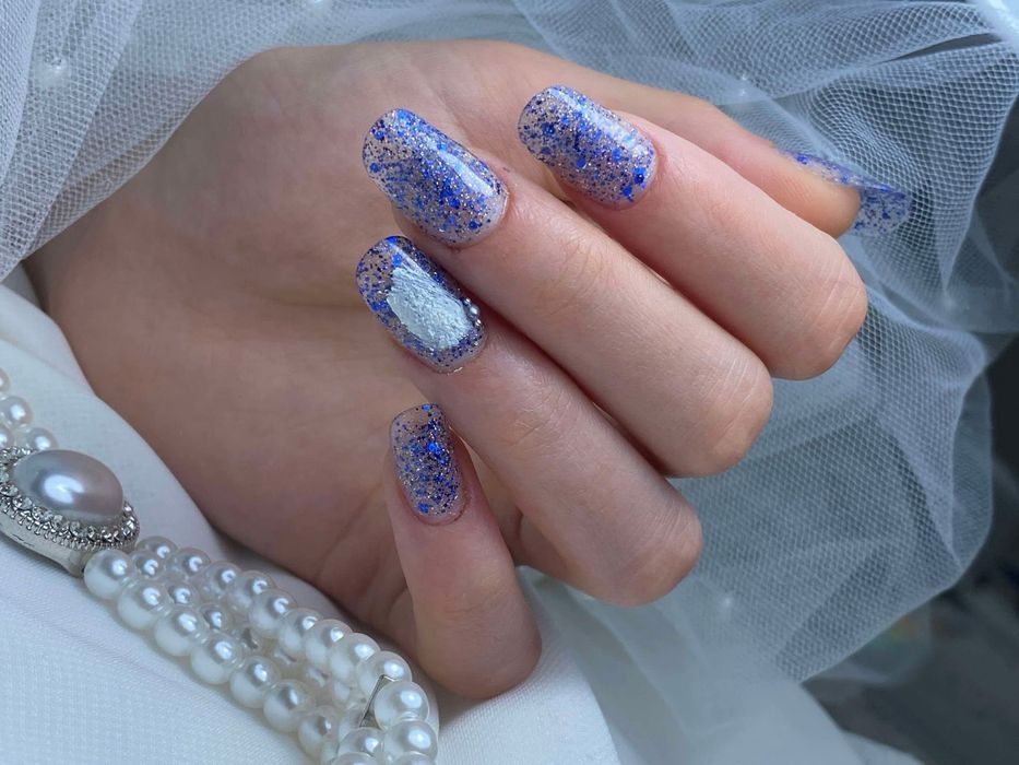 Unghi in gel /tips&forma natural