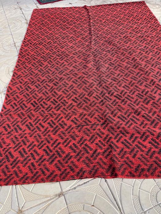 Б/у ковры в хорошем состоянии — разные размеры и модели