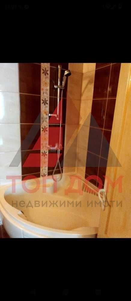 Тристаен! Център! Само дългосрочно! Подходящ за семейство! Код 75226