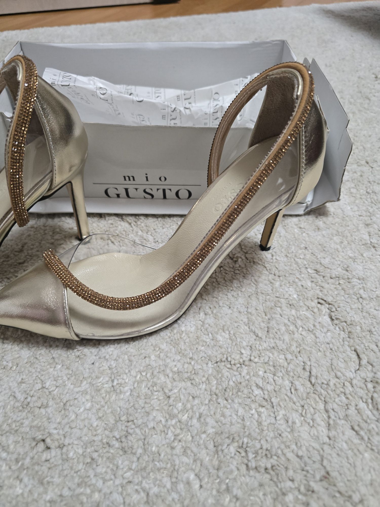 Pantofi cu toc Mio  Gusto