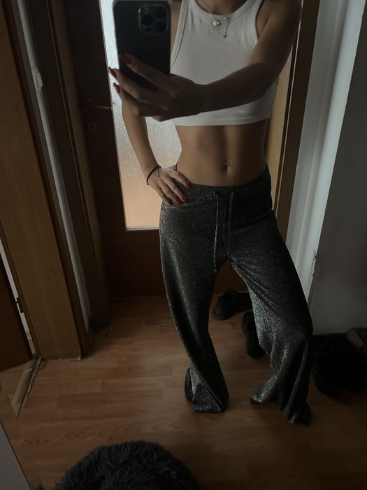 блестящ широк панталон