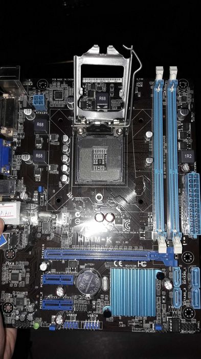 Матплата на 1155 сокете