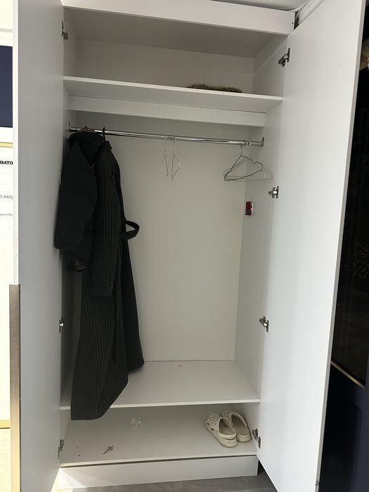 Шкаф белый для прихожей