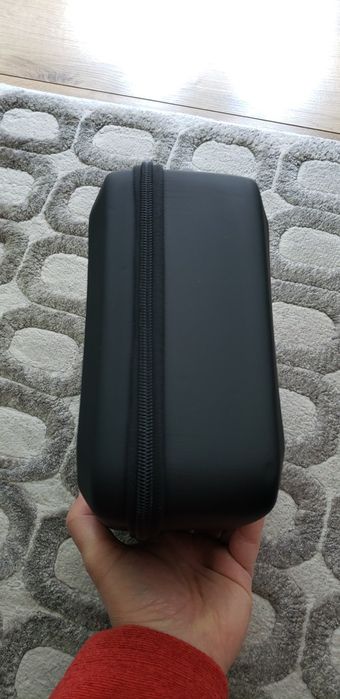 Кутия с цип за макара