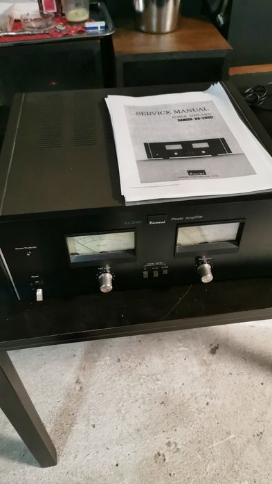 Amplificator de putere Sansui BA 2000