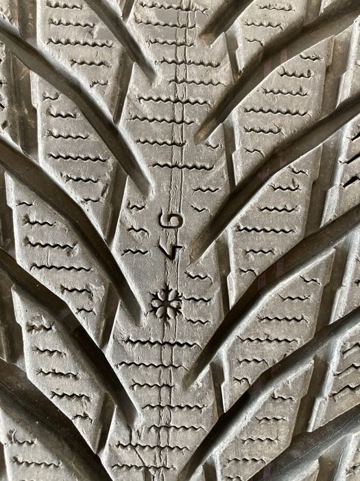 Зимни гуми 225-55-17