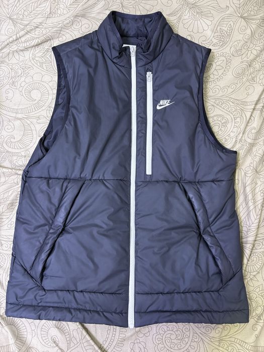 Vesta Nike Therma-Fit
