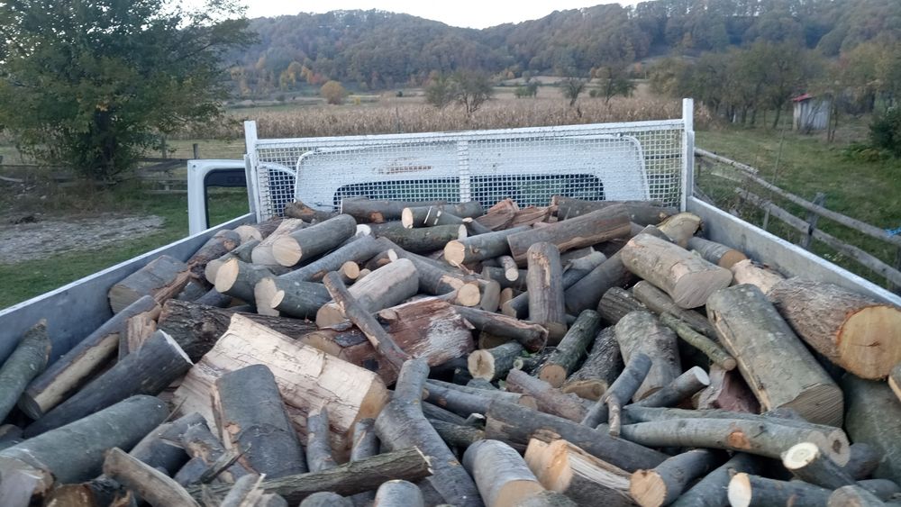 Lemne de foc de vânzare