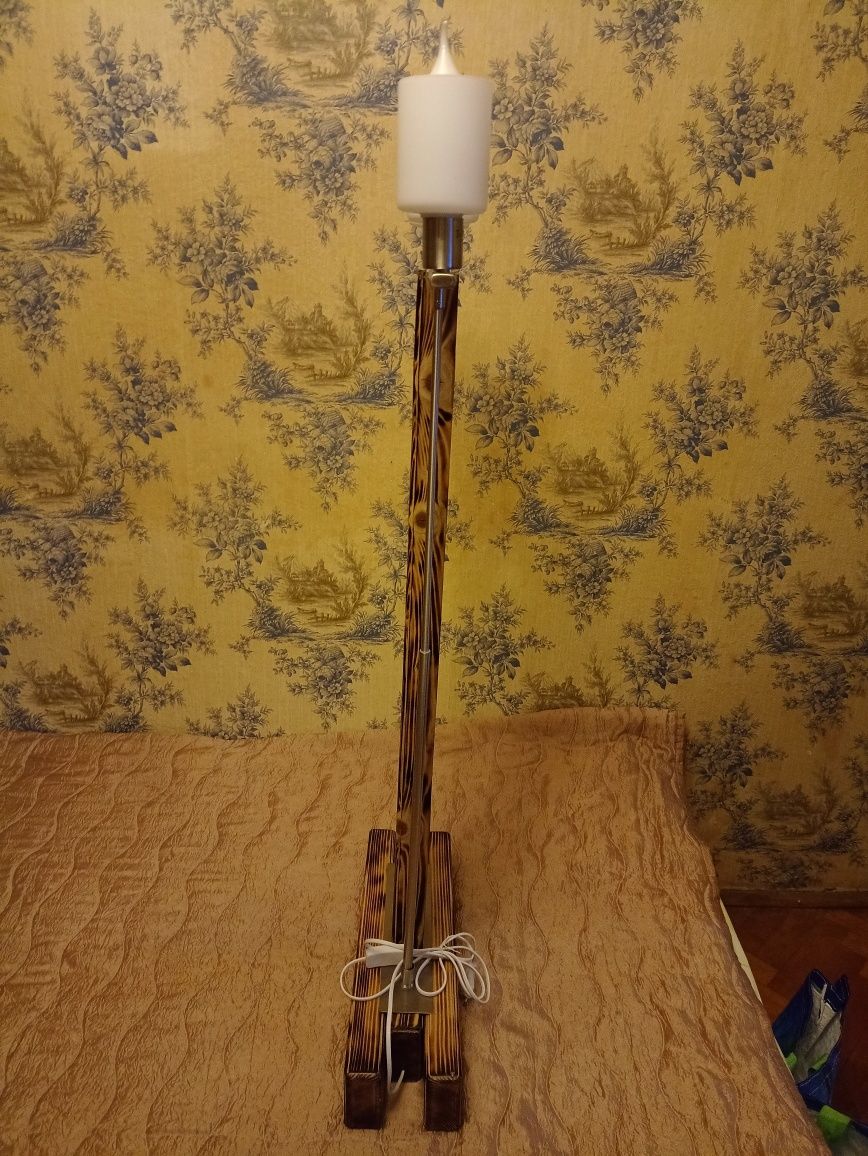Декоративна лампа