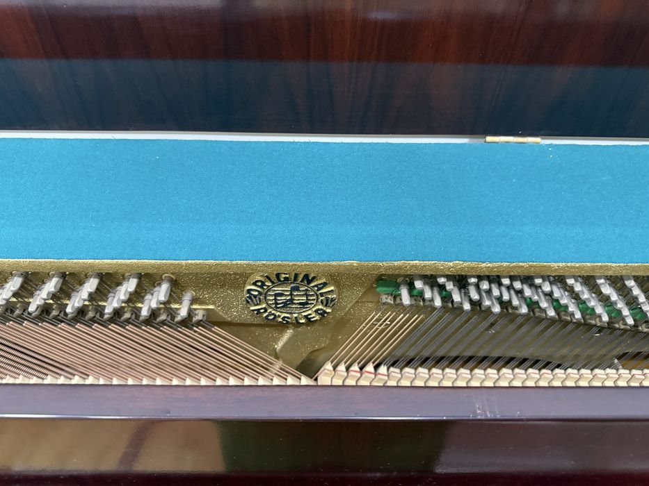 Пианино немецкое в хорошем состоянии